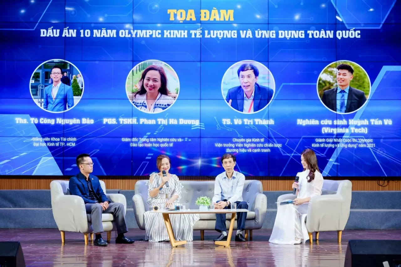 Tọa đàm “Dấu ấn 10 năm Olymlic Kinh tế lượng và ứng dụng toàn quốc”