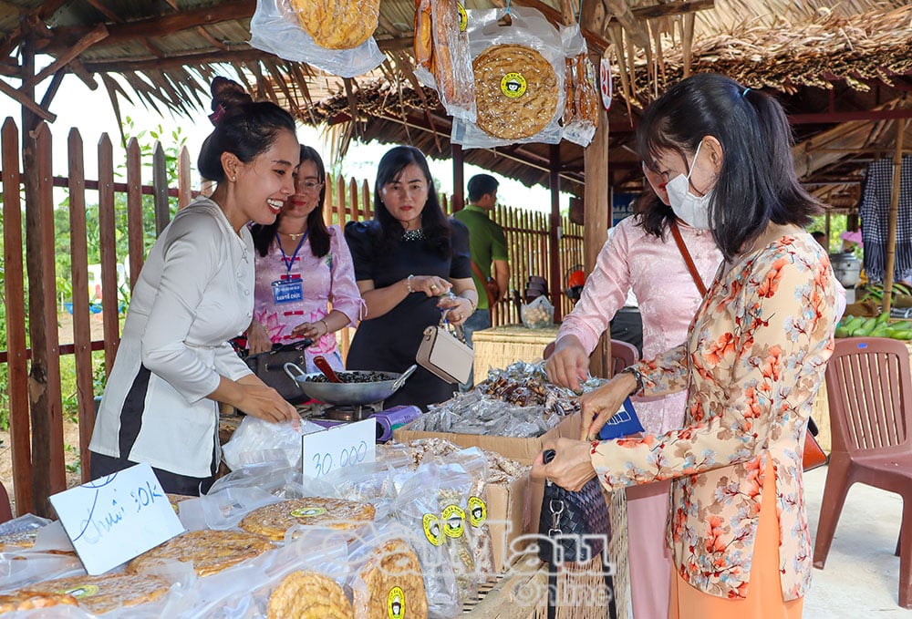 ផលិតផលរបស់សហករណ៍ត្រូវបានផ្សព្វផ្សាយយ៉ាងខ្លាំងនៅឯពិព័រណ៍ពាណិជ្ជកម្ម និងផ្សព្វផ្សាយយ៉ាងទូលំទូលាយនៅលើបណ្តាញសង្គម ដោយហេតុនេះពង្រីកទីផ្សារអ្នកប្រើប្រាស់។