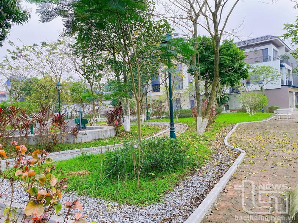 De nombreuses nouvelles zones résidentielles et urbaines ont réservé des espaces pour construire des parcs et des jardins verts.