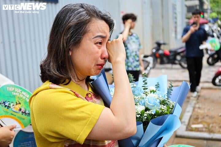 La Sra. Nguyen Bich Hang.