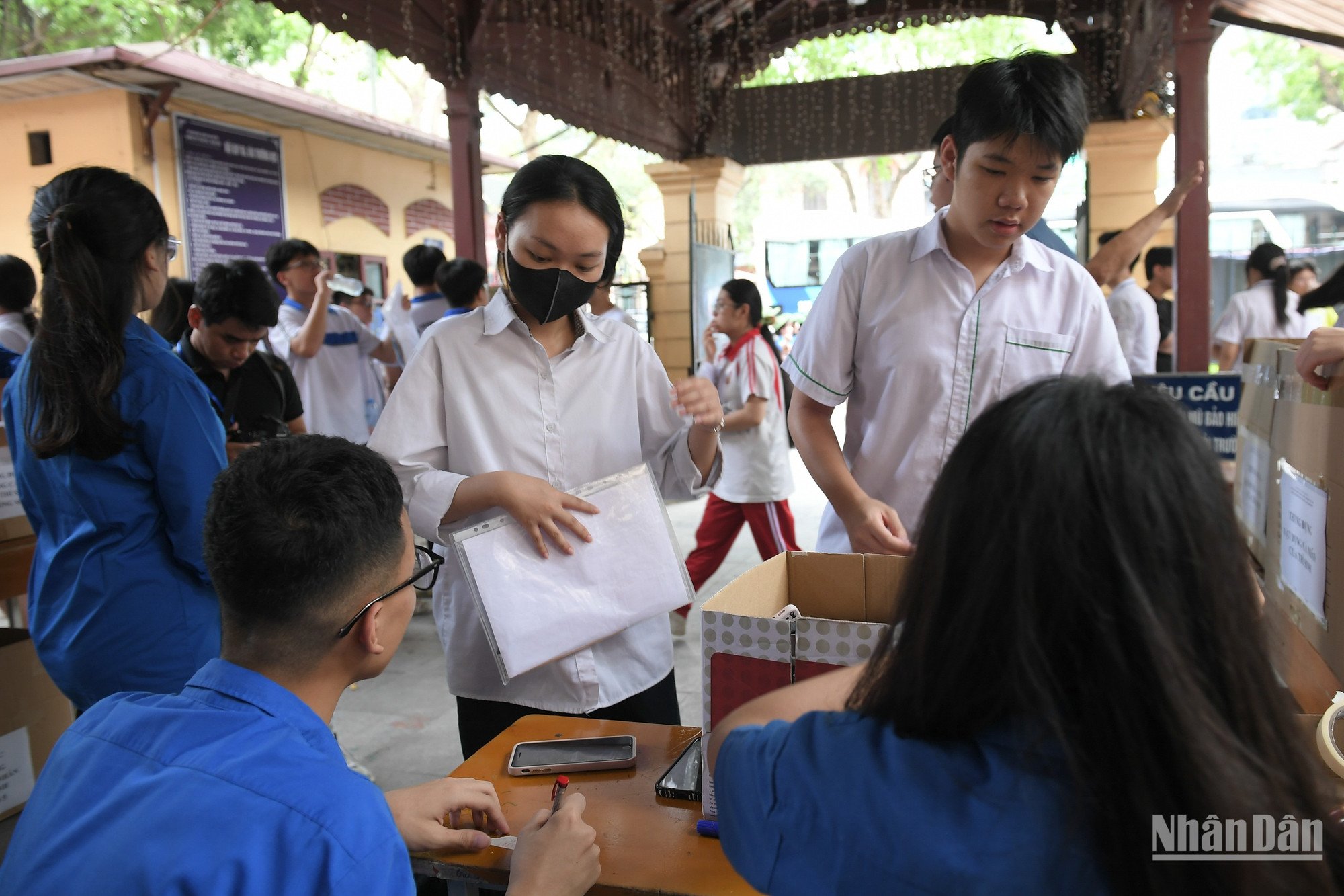 thi-tieng-anh-2523.jpg