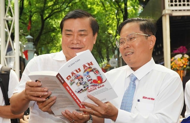 'Gia sản' báo chí 30 năm làm nghề của Tổng biên tập Tô Đình Tuân- Ảnh 4.