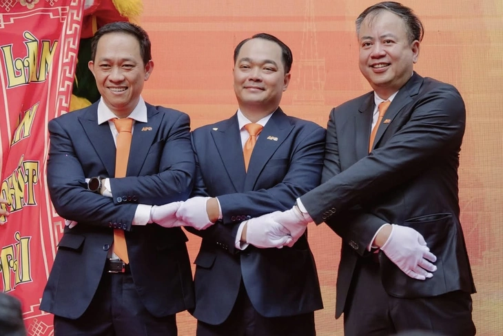 Người Việt ồ ạt mở tài khoản, quỹ ngoại săn mua cổ phần công ty chứng khoán  - Ảnh 1.