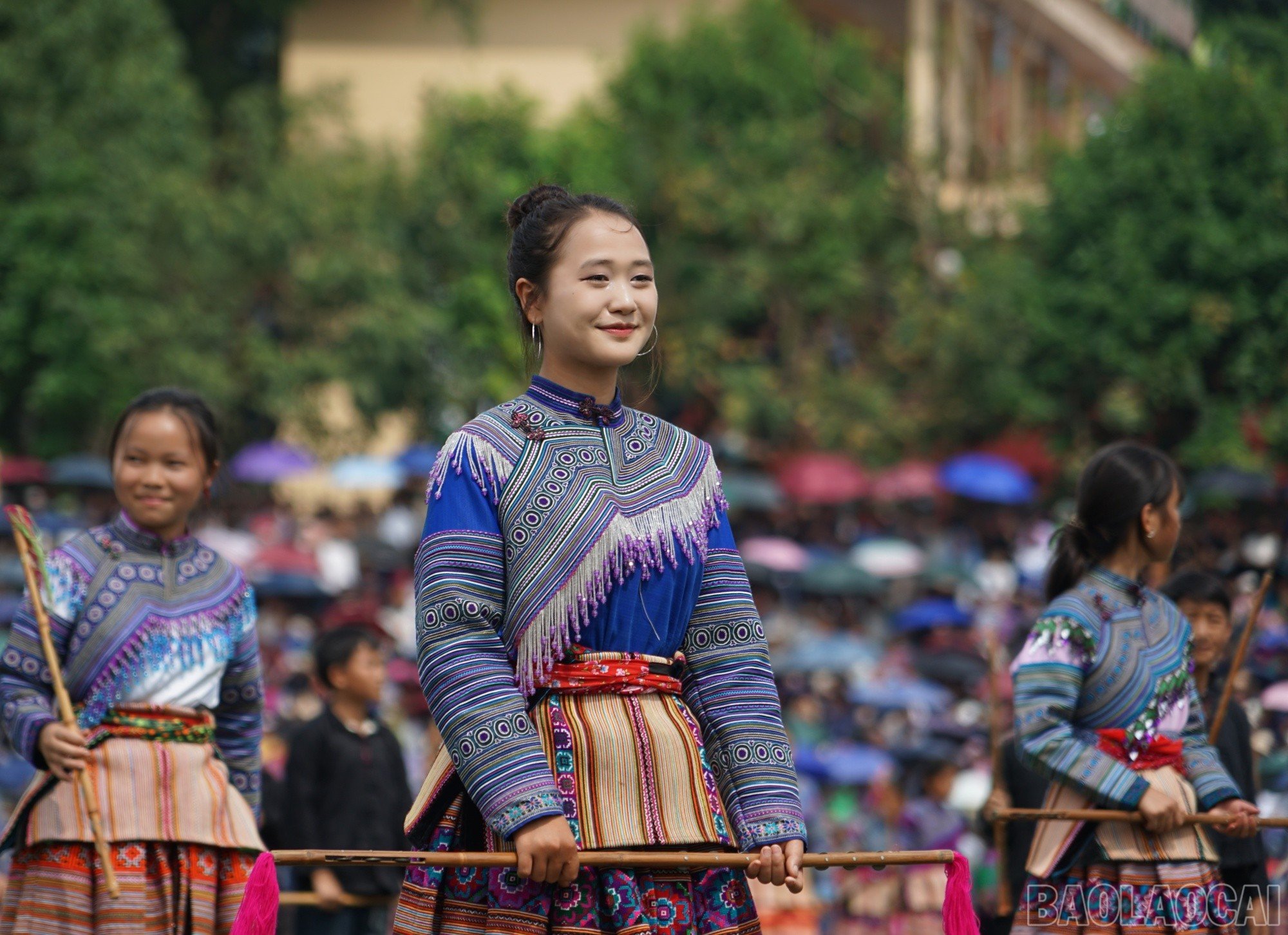 baolaocai-br_thongay-3.jpg