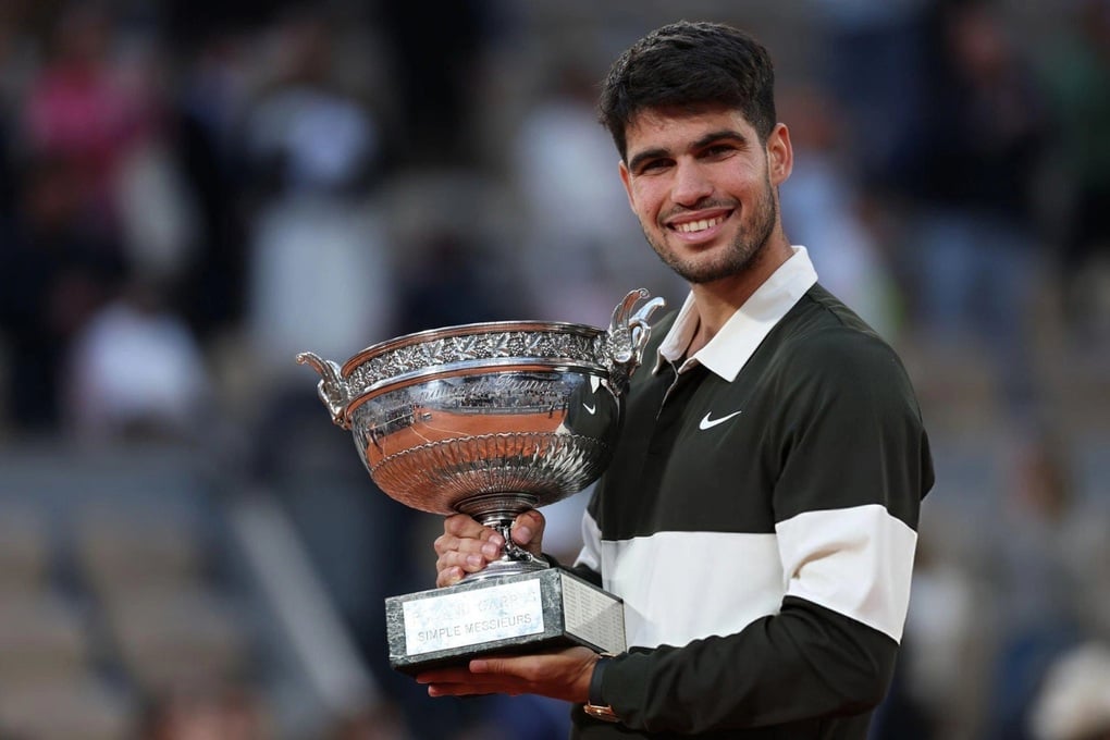 Alcaraz đánh bại Sinner sau hơn 5 tiếng, lần thứ hai vô địch Roland Garros - 1