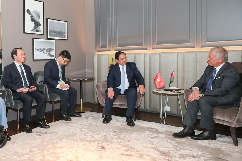 Thủ tướng Phạm Minh Chính hội kiến Quốc vương Jordan- Ảnh 2.