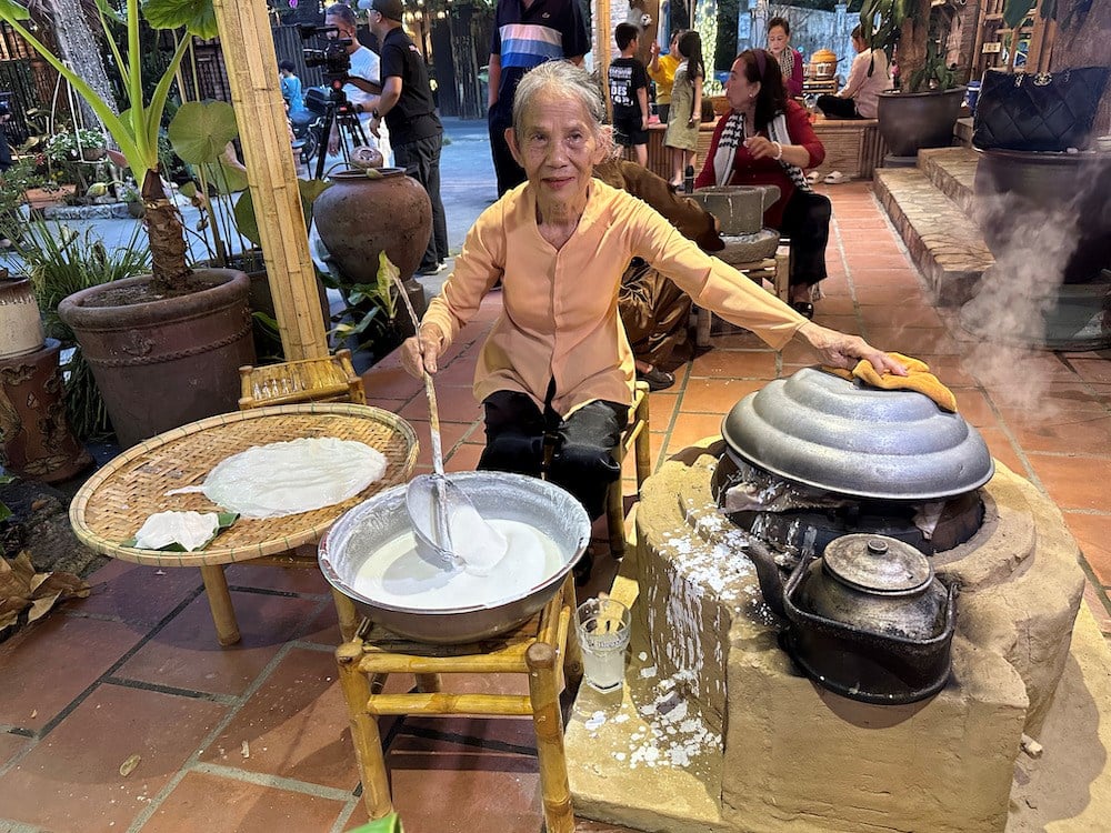Quang-Nudeln – Zwischen Sprache und Identität – Foto 1