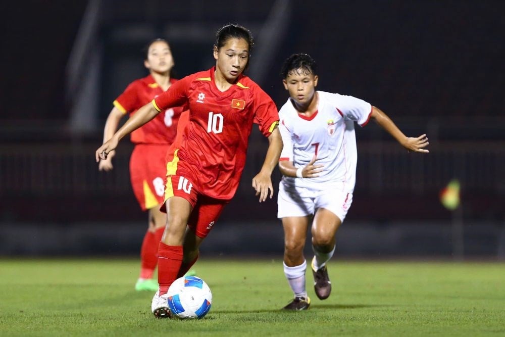 Vietnam U19 women's team won on the opening day of the 2025 Southeast Asian U19 tournament - photo 1