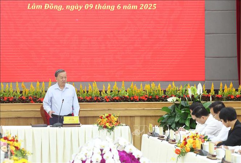 Tổng Bí thư Tô Lâm: Tỉnh Lâm Đồng mới khẩn trương xây dựng lại quy hoạch tổng thể phát triển kinh tế - xã hội giai đoạn mới- Ảnh 2.