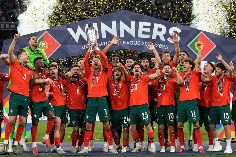 بعد فوزها على إسبانيا، فازت البرتغال ببطولة دوري الأمم الأوروبية