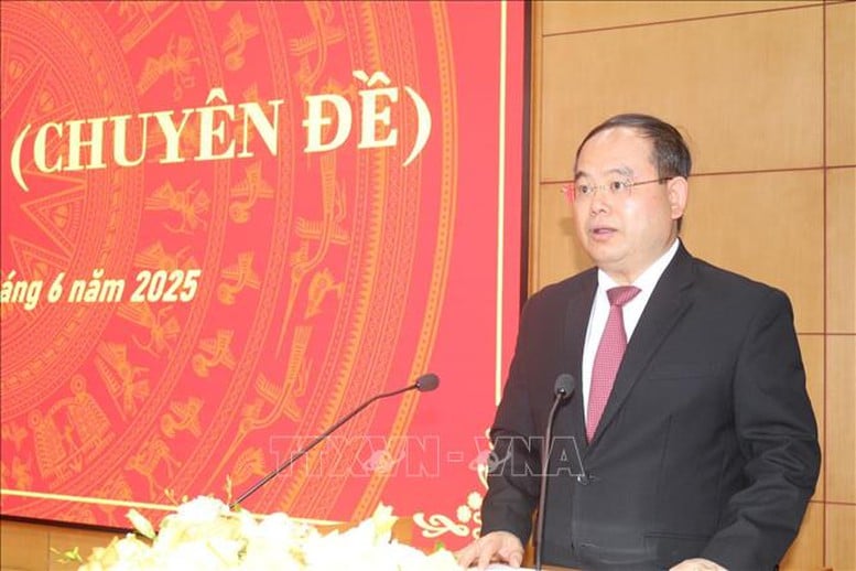Cao Bằng: Công bố chuẩn y hai Phó Bí thư Tỉnh ủy, bầu Chủ tịch HĐND và Chủ tịch UBND tỉnh mới- Ảnh 2.