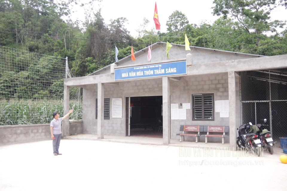 Công trình Nhà văn hoá thôn Thẳm Sáng, xã Hoàng Văn Thụ được xây dựng từ sự chung sức của người dân