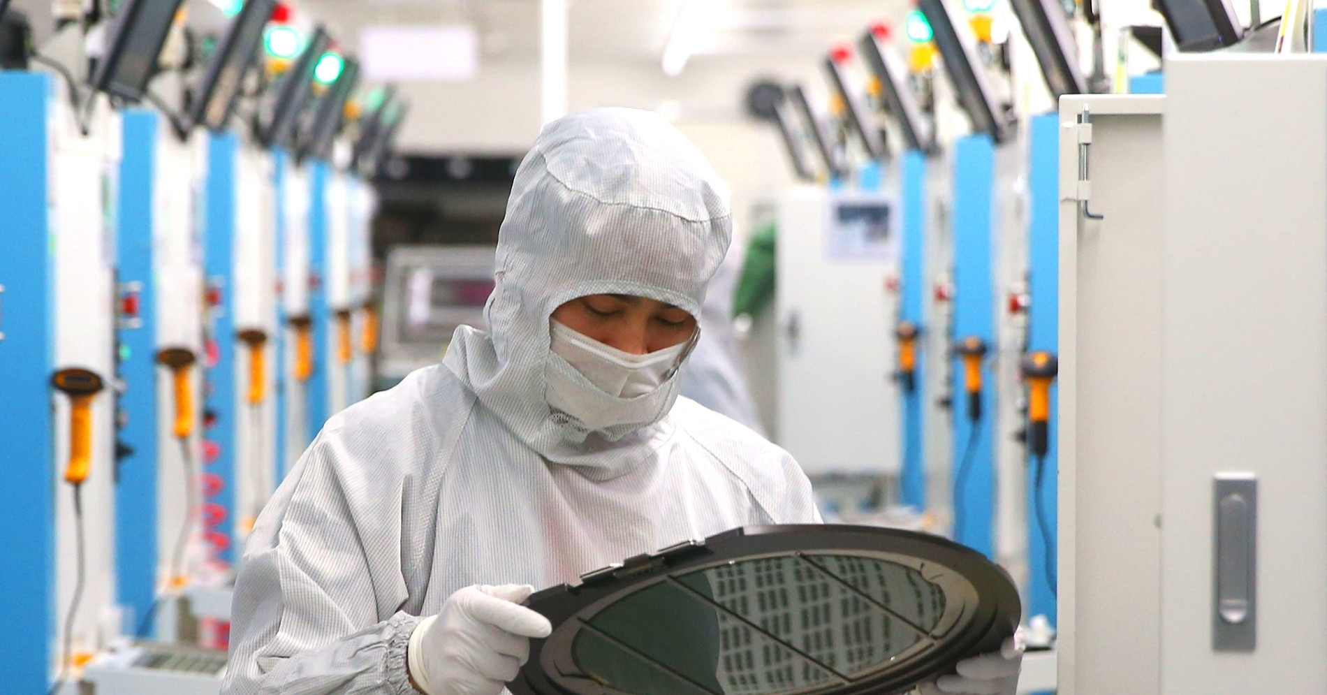 Four spearheads to fill the strategic human resource gap in the semiconductor industry