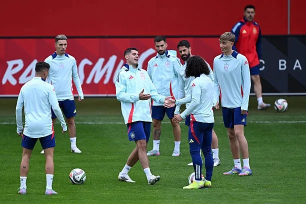 Trực tiếp chung kết Nations League 2024/25, Bồ Đào Nha vs Tây Ban Nha 0-0 (H1): Trận đấu bắt đầu ảnh 4