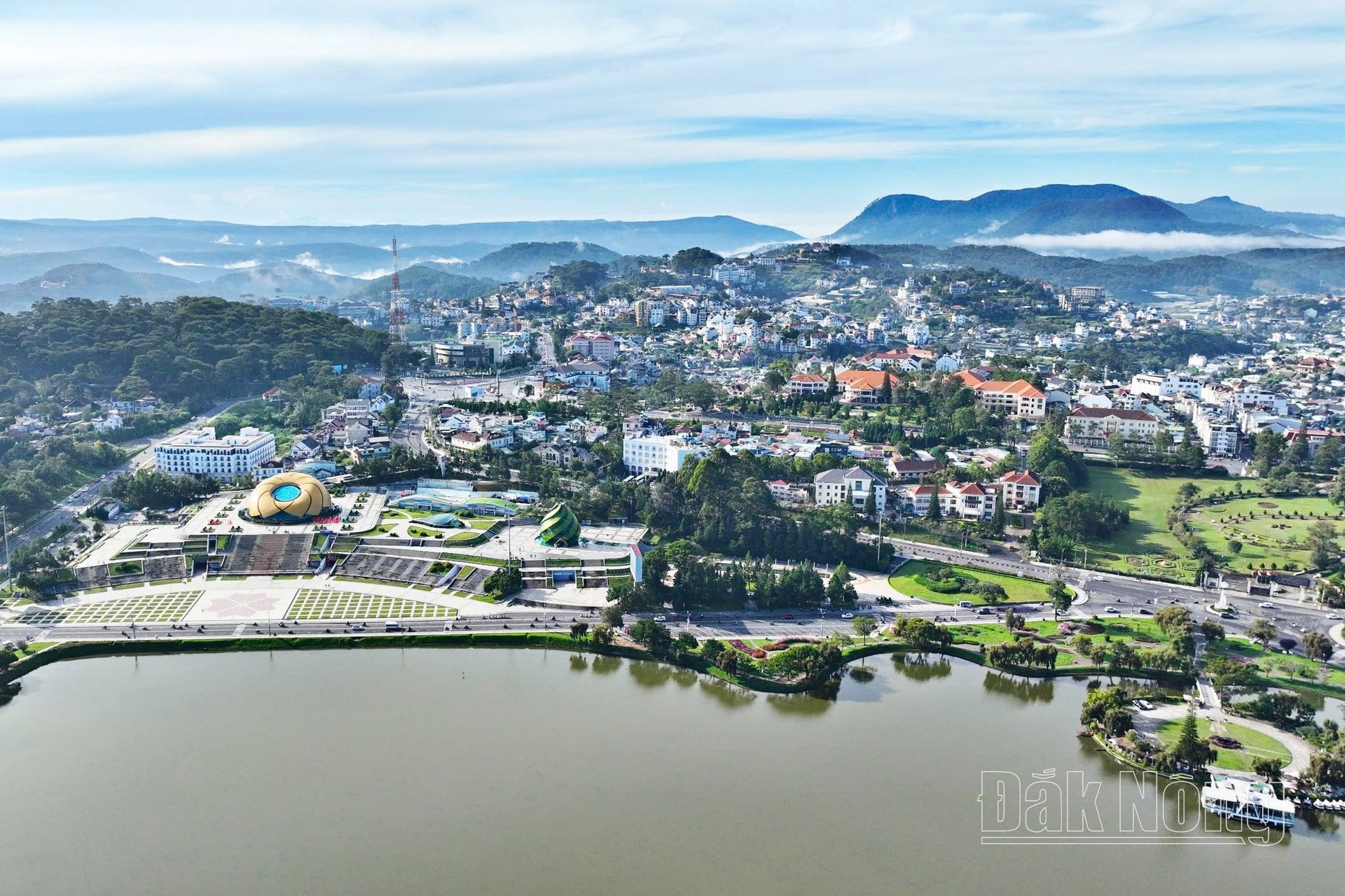 TP. Đà Lạt được chọn là trung tâm hành chính - chính trị của tỉnh Lâm Đồng mới sau khi hợp nhất với Bình Thuận và Đắk Nông