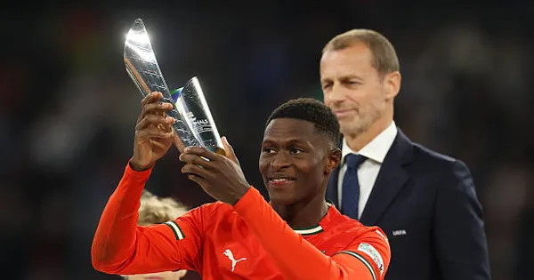 Melhor jogador Nuno Mendes orgulhoso de 'matar' Lamine Yamal na final ...
