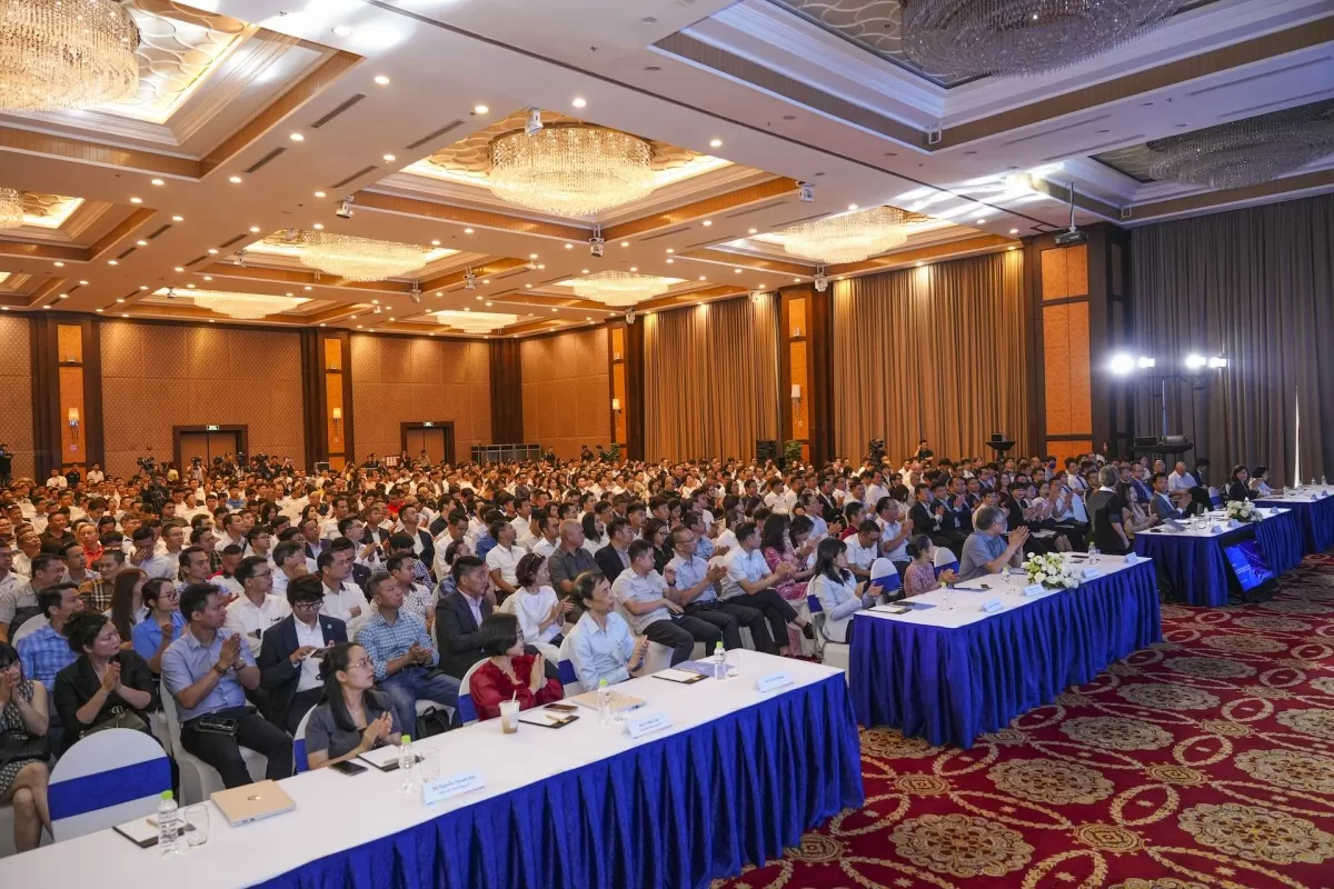 Hội nghị Tăng cường nội địa hóa và phát triển hệ thống nhà cung cấp do VinFast tổ chức, quy tụ hơn 1.000 doanh nghiệp hàng đầu đang hoạt động trong lĩnh vực sản xuất công nghiệp, phụ trợ tại Việt Nam.