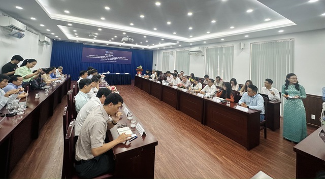 Giáo sư được trả 350 triệu đồng để làm việc tại một trường thuộc ĐH Quốc gia TP.HCM- Ảnh 2.