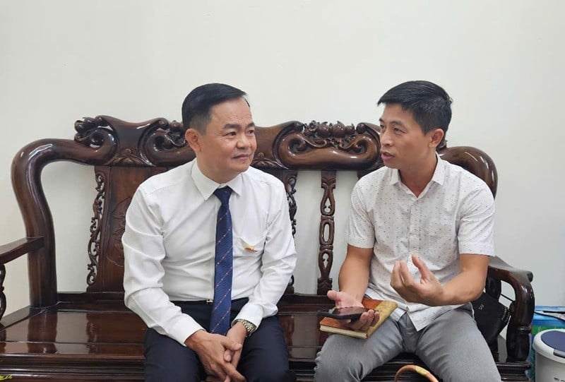 Ông Dương Văn Phượng - Chủ tịch UBND xã Hưng Đạo (mới), TP. Hà Nội chia sẻ với PV Báo PLVN.