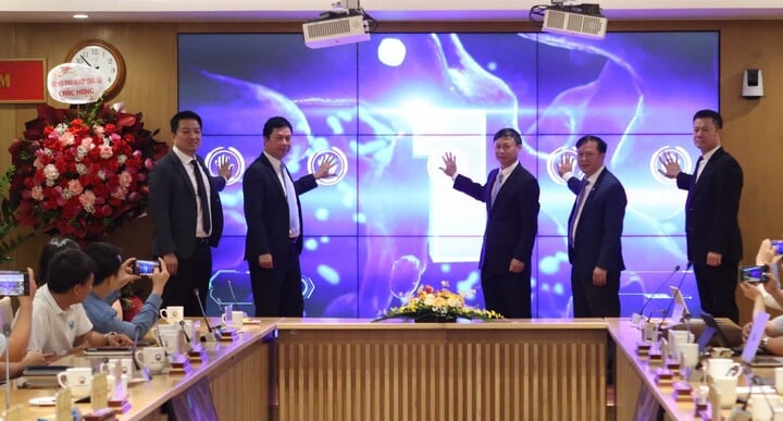 Bộ Khoa học & Công nghệ ra mắt Sàn giao dịch.