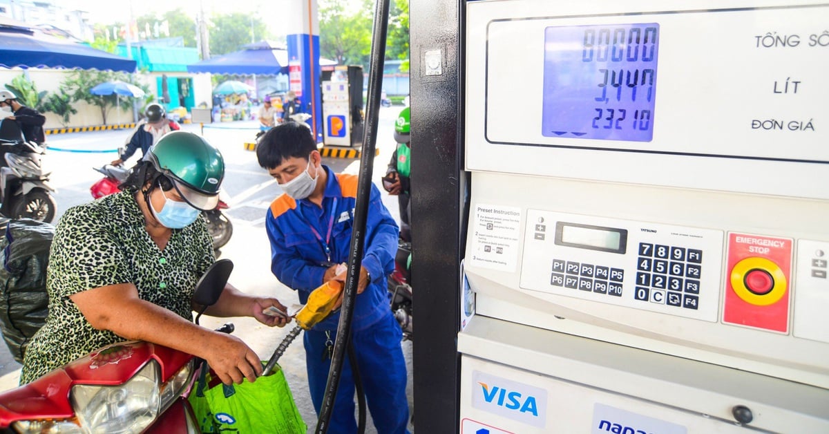 ការបញ្ចុះតម្លៃពី 100 ទៅ 2,500 ដុង ក្រសួងឧស្សាហកម្ម និងពាណិជ្ជកម្មនិយាយថាអាជីវកម្មប្រេងឥន្ធនៈទទួលយកច្បាប់ទីផ្សារ