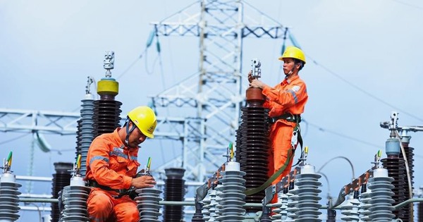 EVNNPC tinh gọn đến cấp cơ sở, tiếp tục nâng cao hiệu quả vận hành, dịch vụ khách hàng