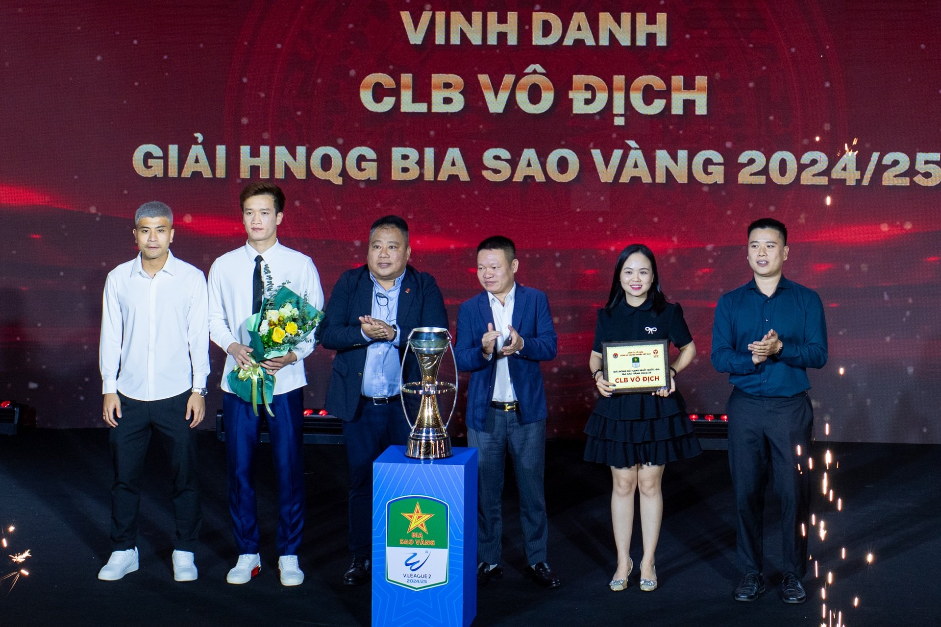 V-League 2024–2025: Mùa giải tôn vinh nỗ lực và đẳng cấp - 6