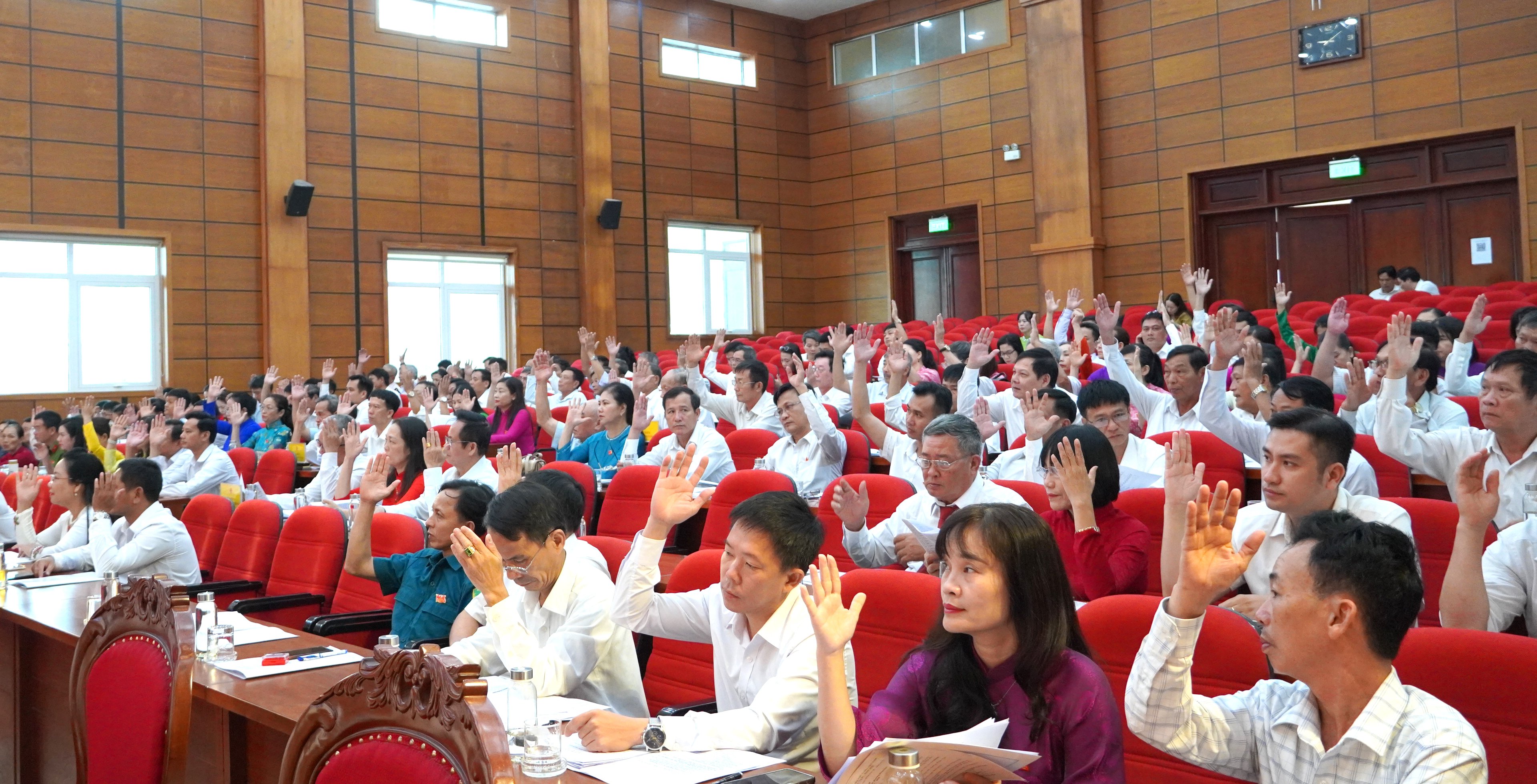 HĐND phường Đồng Hới: Thực hiện thắng lợi các mục tiêu, nhiệm vụ trong tình hình mới