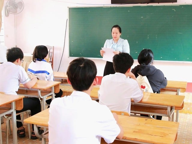 Đắk Lắk: Điểm chuẩn thi vào lớp 10 chỉ từ 2,5 điểm- Ảnh 1.