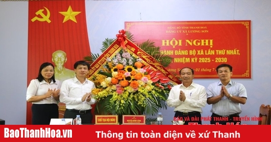 Ngày đầu chính quyền địa phương 2 cấp vận hành chính thức