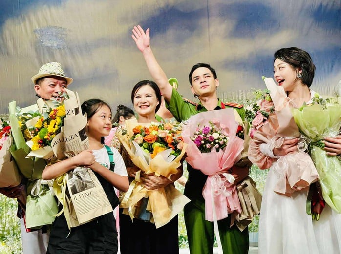 "Đối mặt" – Vở kịch lay động trái tim về phẩm chất kiên cường của người chiến sĩ Công an nhân dân - Ảnh 1.