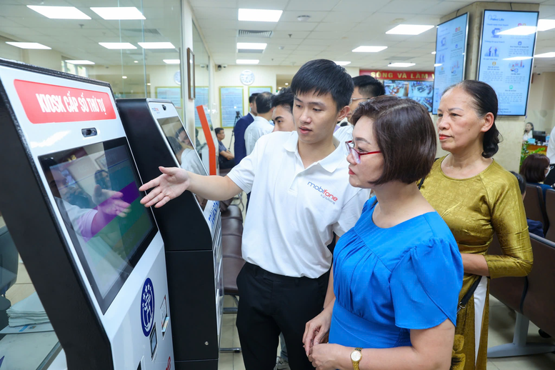 MobiFone đồng hành triển khai hệ thống thông tin giải quyết TTHC theo mô hình chính quyền địa phương 2 cấp- Ảnh 1.