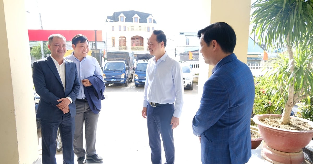 Chủ tịch HĐND tỉnh Lâm Đồng Trần Hồng Thái kiểm tra công tác vận hành bộ máy chính quyền tại phường Cam Ly – Đà Lạt