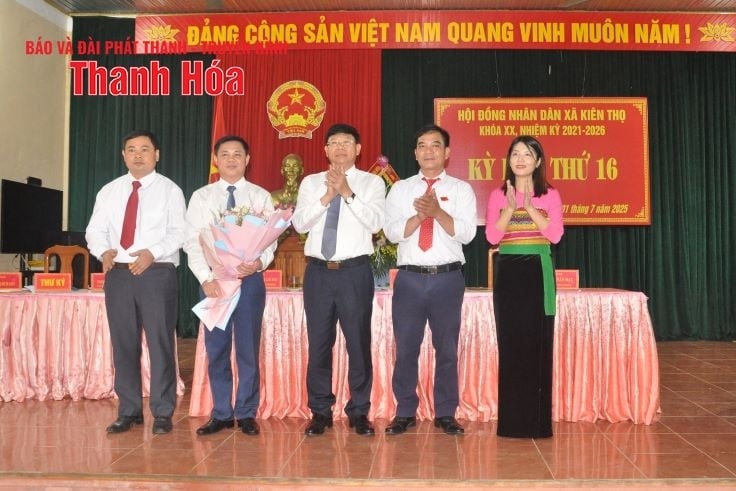 [Cập nhật] Ngày đầu chính quyền địa phương 2 cấp vận hành chính thức