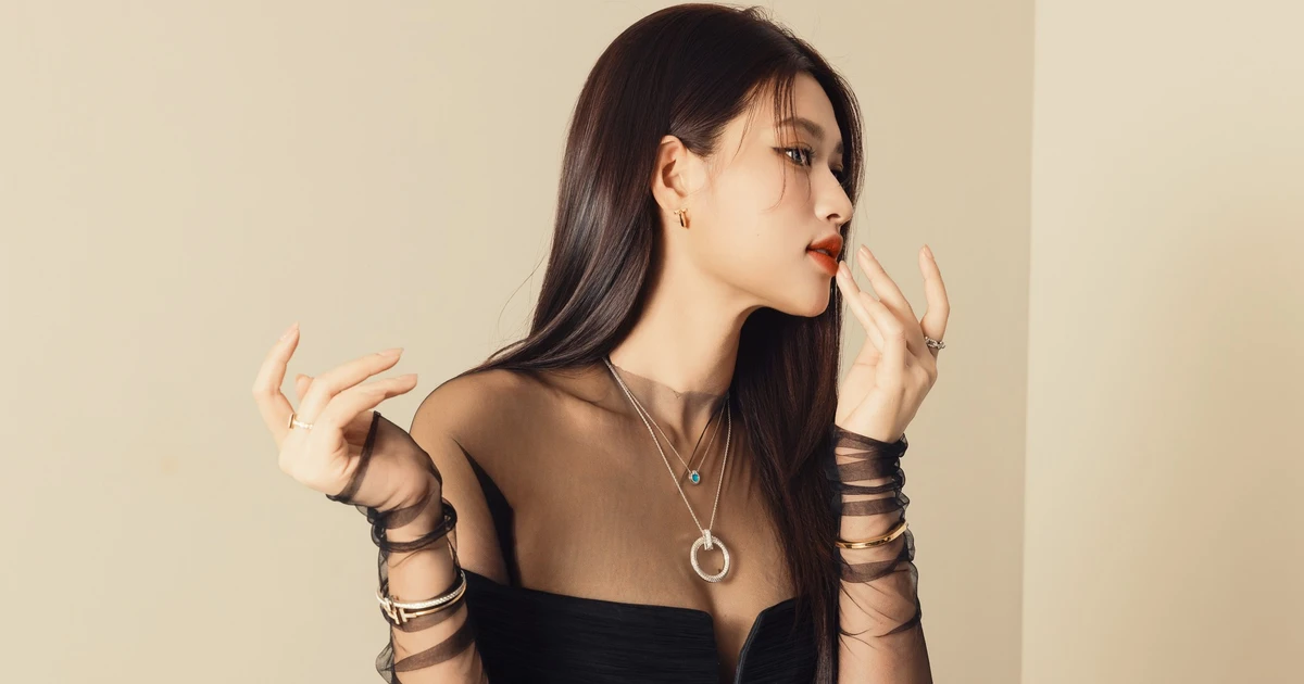도안 티엔 안, 미인대회 3년 만에 다재다능한 아티스트 이미지 구축