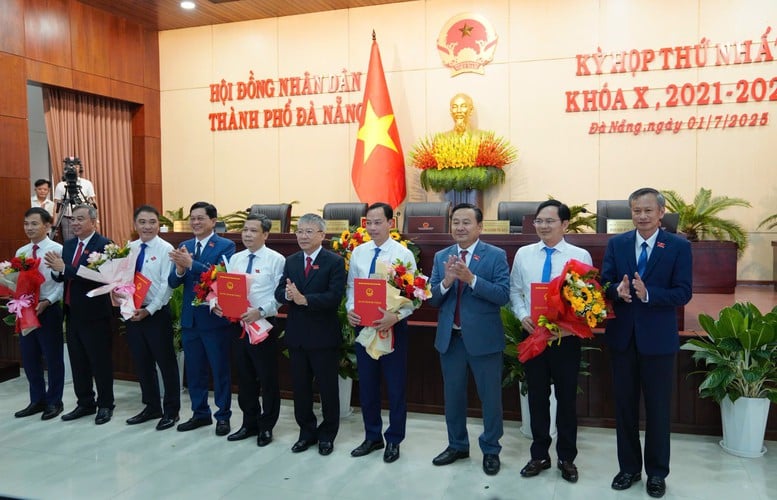 Đà Nẵng công bố quyết định bổ nhiệm 14 giám đốc sở- Ảnh 1.