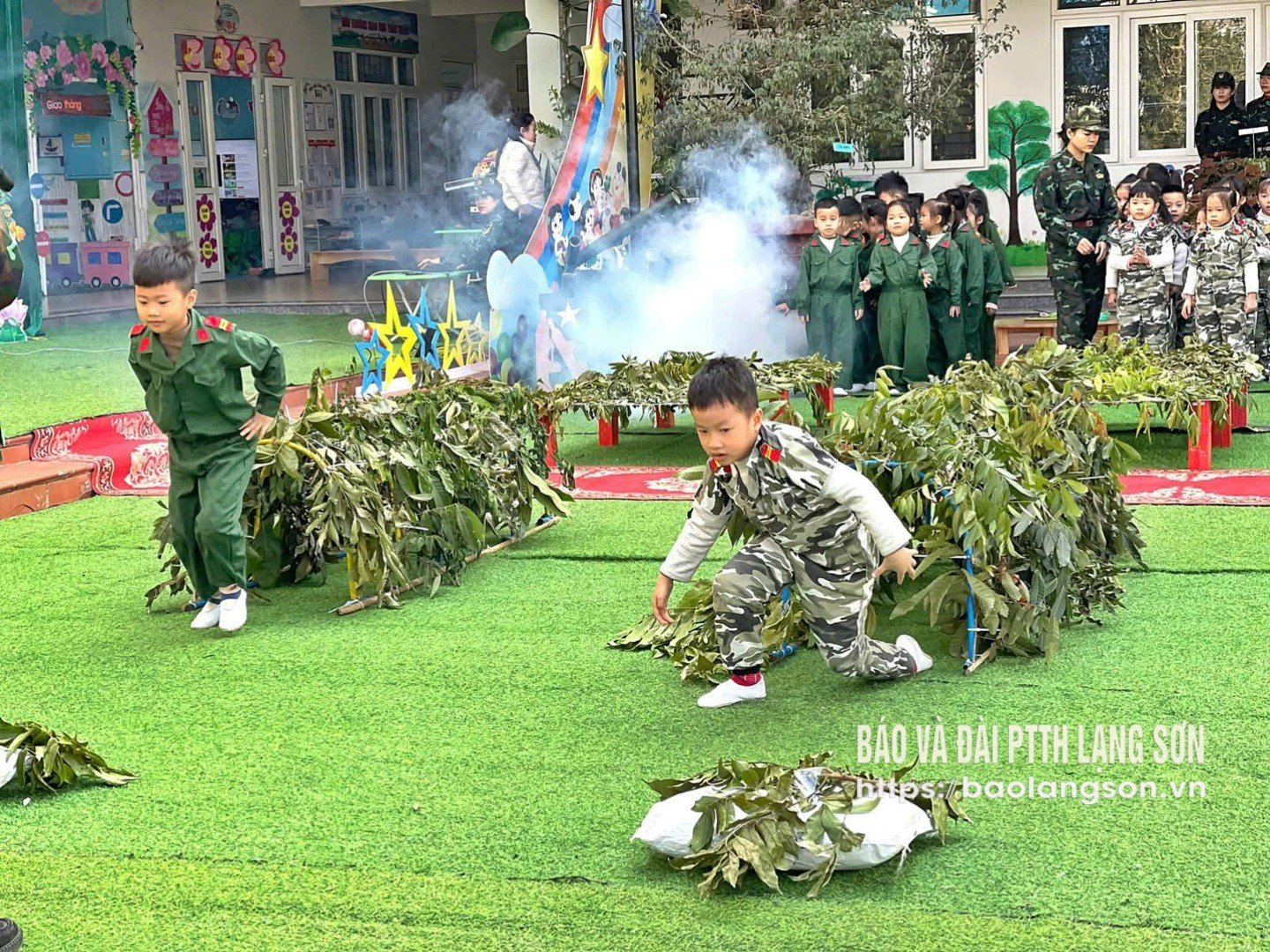 Trẻ tham gia hoạt động trải nghiệm tại Trường Mầm non 2/9 