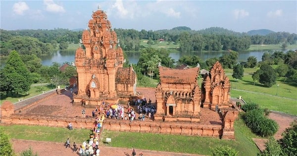 Về Làng Văn hóa, du lịch các dân tộc Việt Nam trải nghiệm văn hóa truyền thống