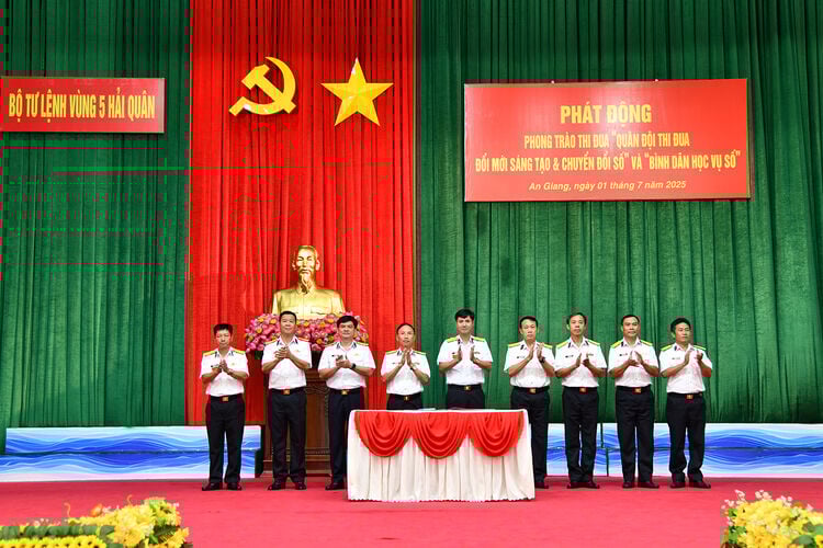 Đảng ủy Vùng 5 Hải quân quán triệt và triển khai thực hiện Nghị quyết 59-NQ/TW của Bộ Chính trị
