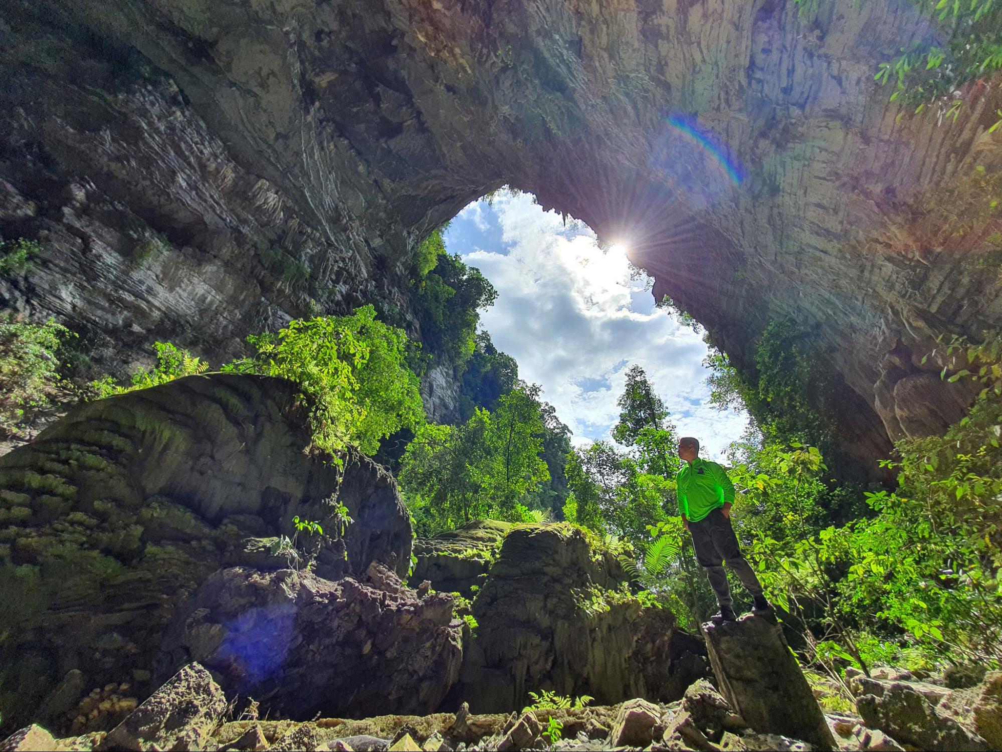 3 ngày trekking Hang Tiên đẹp siêu thực ở vương quốc hang động Quảng Bình