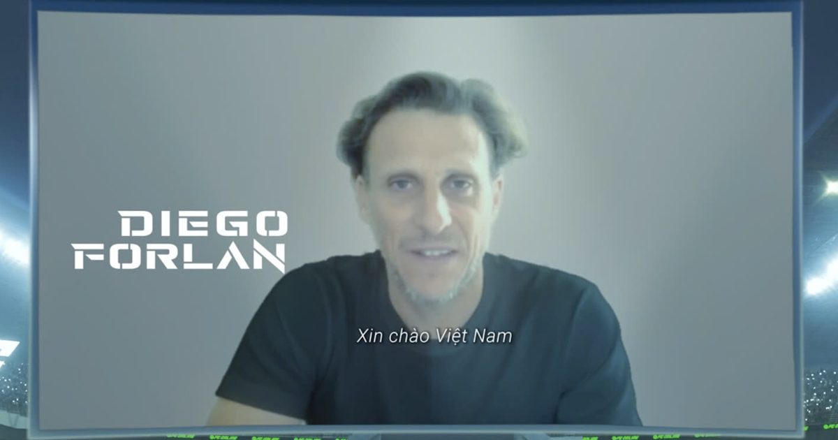 FC Online bringt Uruguay-Legende und ehemaligen MU-Star nach Vietnam