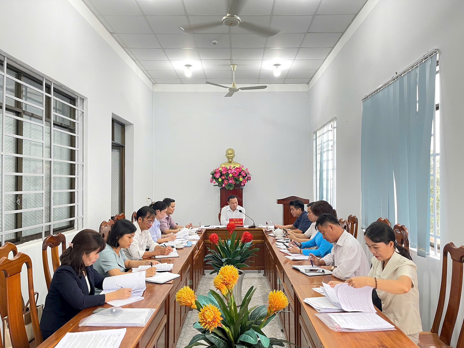 Lãnh đạo các cấp, chính quyền xã Đạ Tẻh 3 họp triển khai các nhiệm vụ trọng tâm trong sáng 1/7