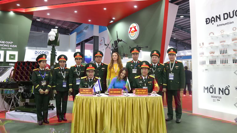 nha-may-z113-ky-hop-dong-xuat-khau-cac-san-pham-kinh-te-tai-trien-lam-quoc-phong-quoc-te-viet-nam-2024.jpg