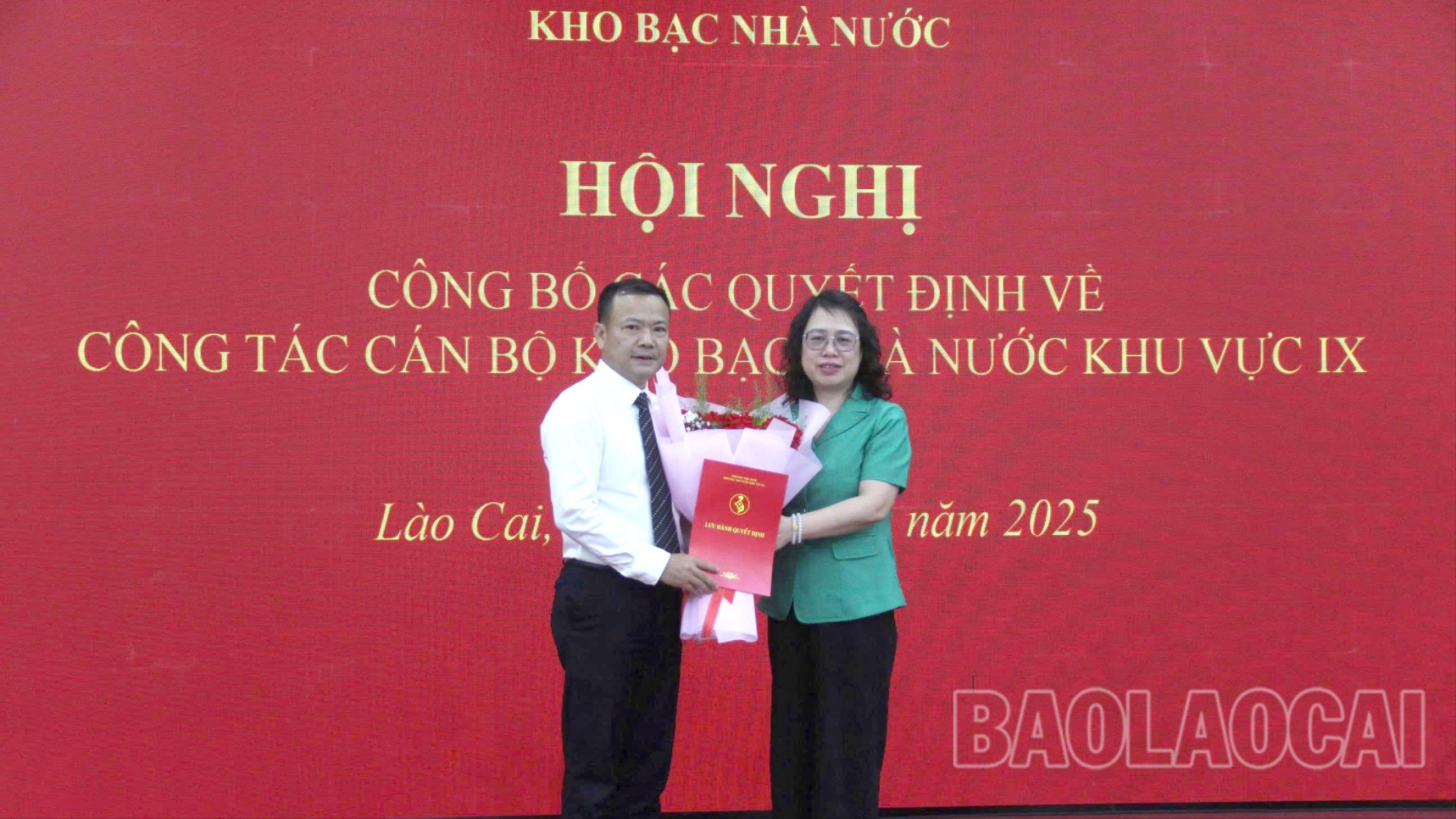 trao-qdinh-4085-1342.jpg