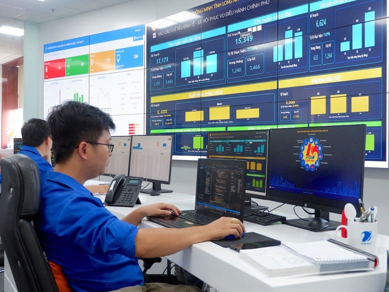 Người làm công tác chuyên trách về chuyển đổi số được hỗ trợ 5 triệu đồng/tháng- Ảnh 1.