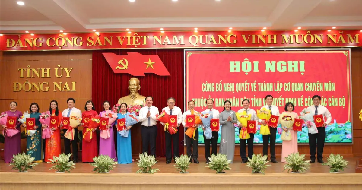 ដុងណៃ៖ បង្កើតទីភ្នាក់ងារជំនាញចំនួន ១៤ ក្រោមគណៈកម្មាធិការប្រជាជនខេត្ត