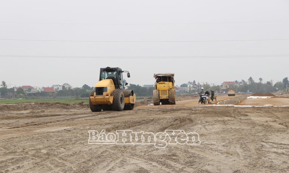 ឃុំ Kien Xuong ពន្លឿនការអភិវឌ្ឍន៍