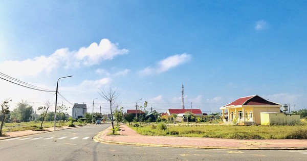 Có được miễn tiền sử dụng đất tái định cư?