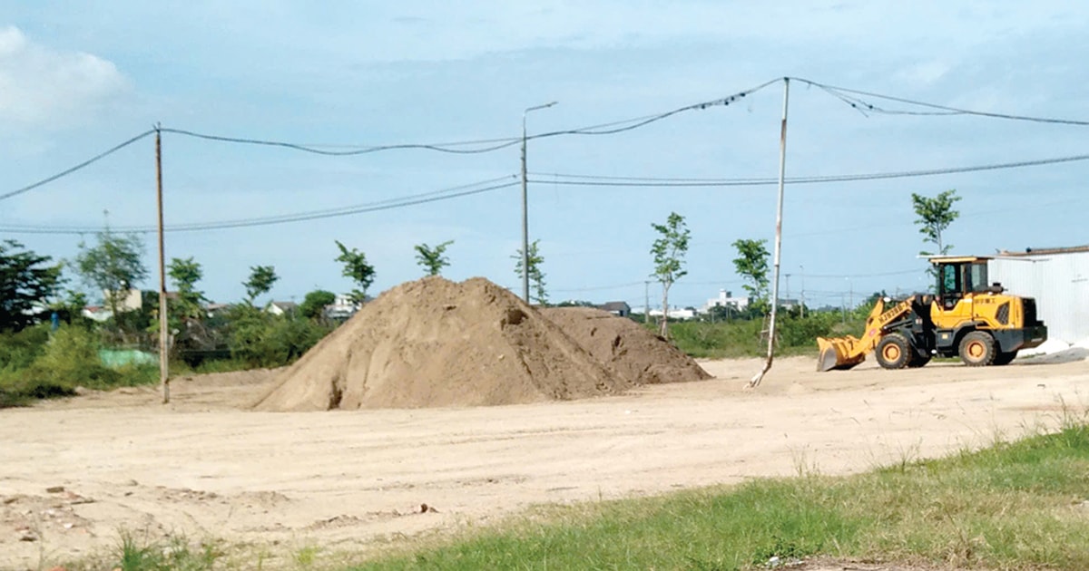 ទីក្រុង Da Nang ស្នើ​ផែនការ​ស្ថិរភាព​ការ​ផ្គត់ផ្គង់​ខ្សាច់ និង​ក្រួស