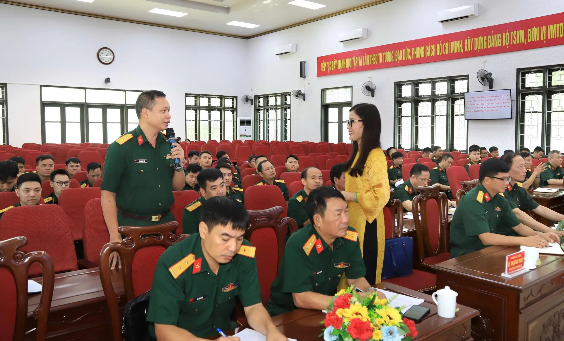 Bộ đội Hậu cần - Kỹ thuật chung tay xóa nhà tạm, giúp đồng bào giảm nghèo ảnh 4